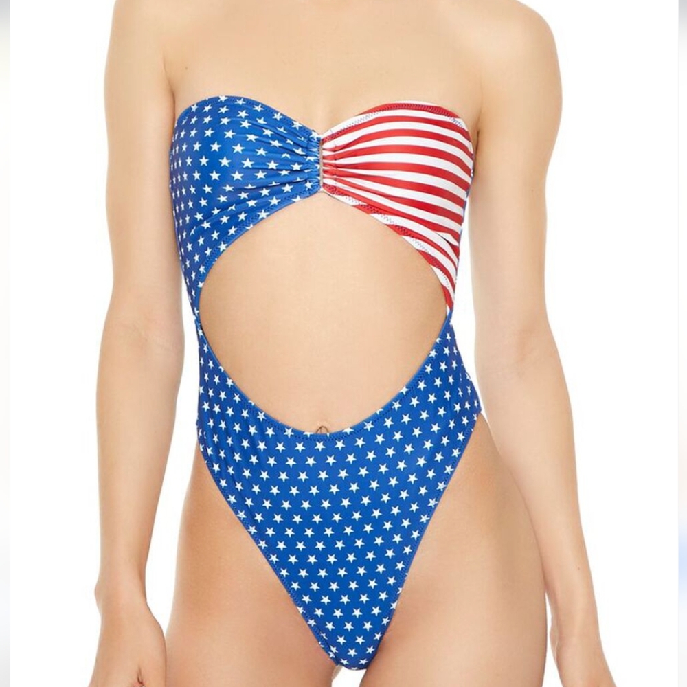 New NWT Cheeky Monokini Stars Stripes Flag Removable Straps Size Medium